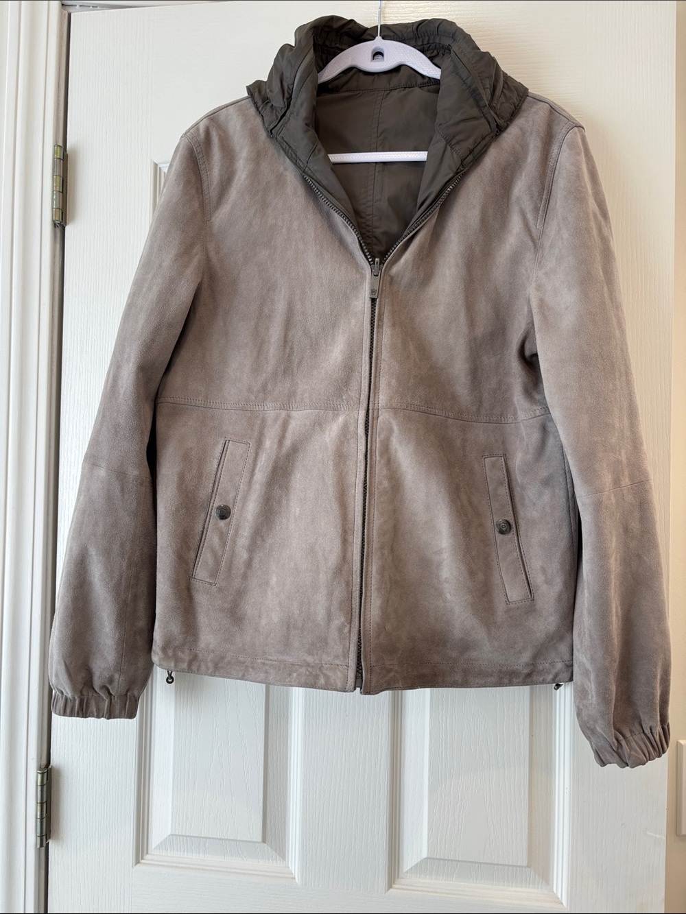Massimo Dutti  Reversible Olive Green/ Grey Goat Leather.  Zip-Up Jacket